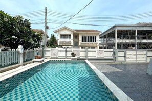 Unclassified image, 4 of 19, button - Warisa Garden Pool Villa (Pattaya)