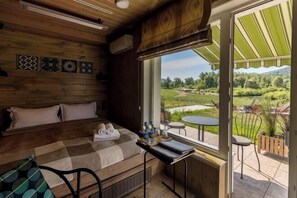 Room - Park-Hotel "Zarechye" (Glubokoye District)