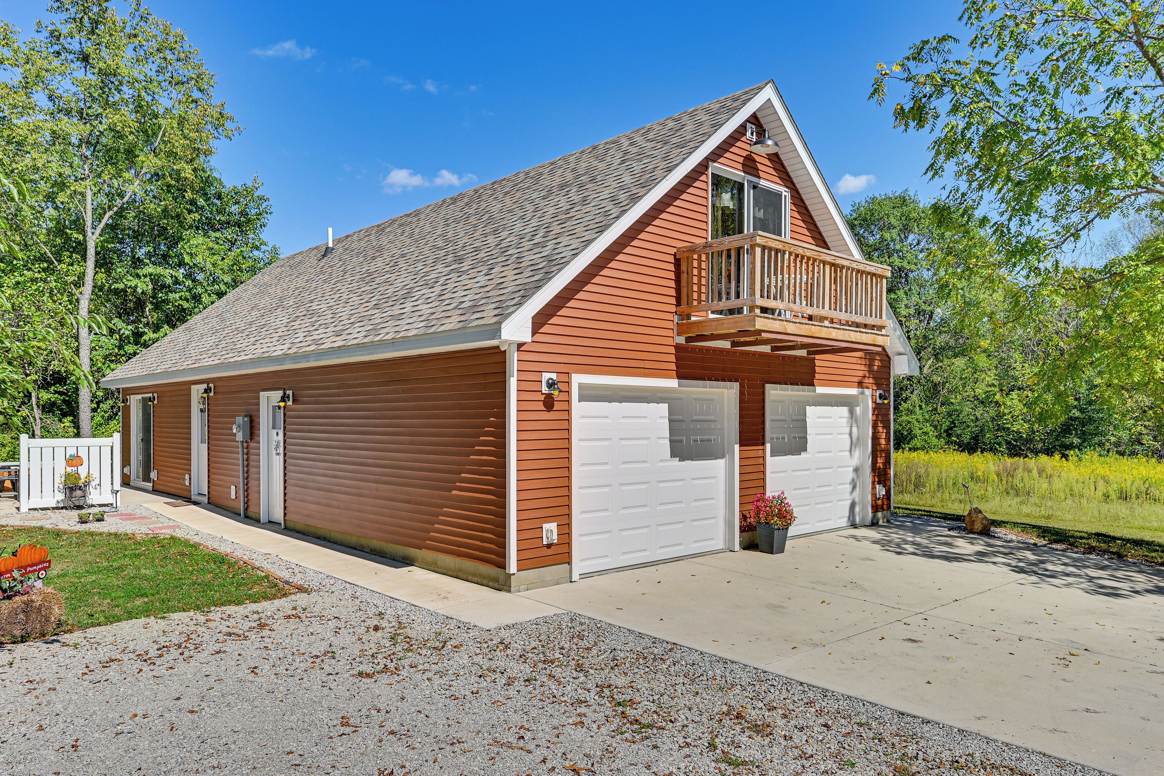 المنشأة من الداخل