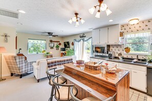 Apartment (1 Bedroom) | Interior