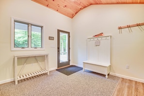 House (4 Bedrooms) | Interior - Hike, Leaf-peep, Ski: Hideaway w/ Private Hot Tub! (Intervale)