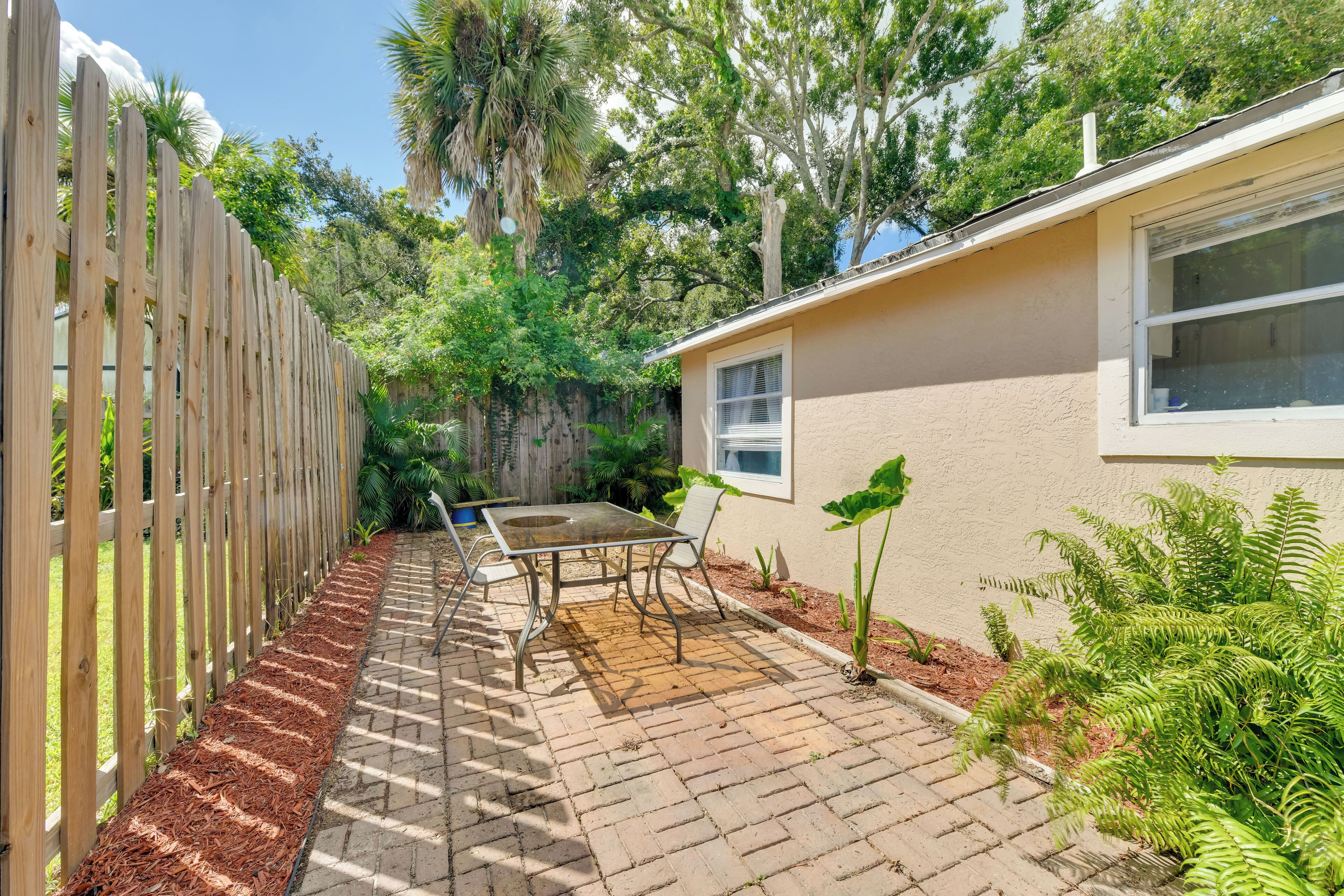 Apartment (1 Bedroom) | Interior