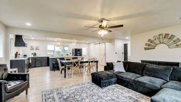 House (3 Bedrooms) | Front of property
