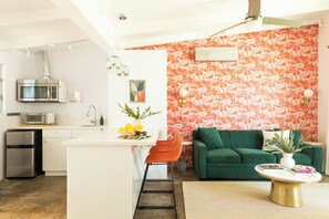 Smart TV, mesa de ping pong