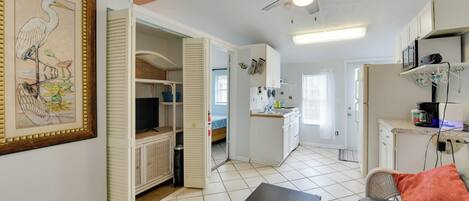 Apartment (1 Bedroom) | Interior