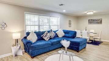 House (2 Bedrooms) | Front of property