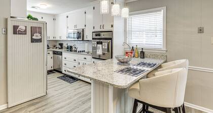 Quiet, Stylish & Convenient Home in Prattville