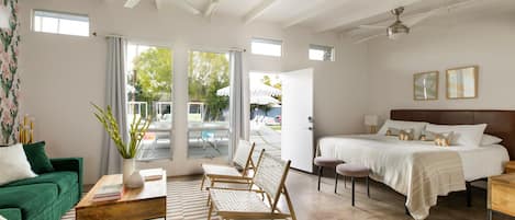 10 slaapkamers, een strijkplank/strijkijzer, gratis wifi, beddengoed