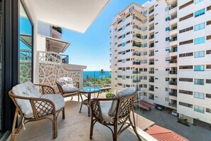 Leilighet, flere senger, kjøkken, havutsikt (Agua Marina 502) | Overnattingsstedets uteområder