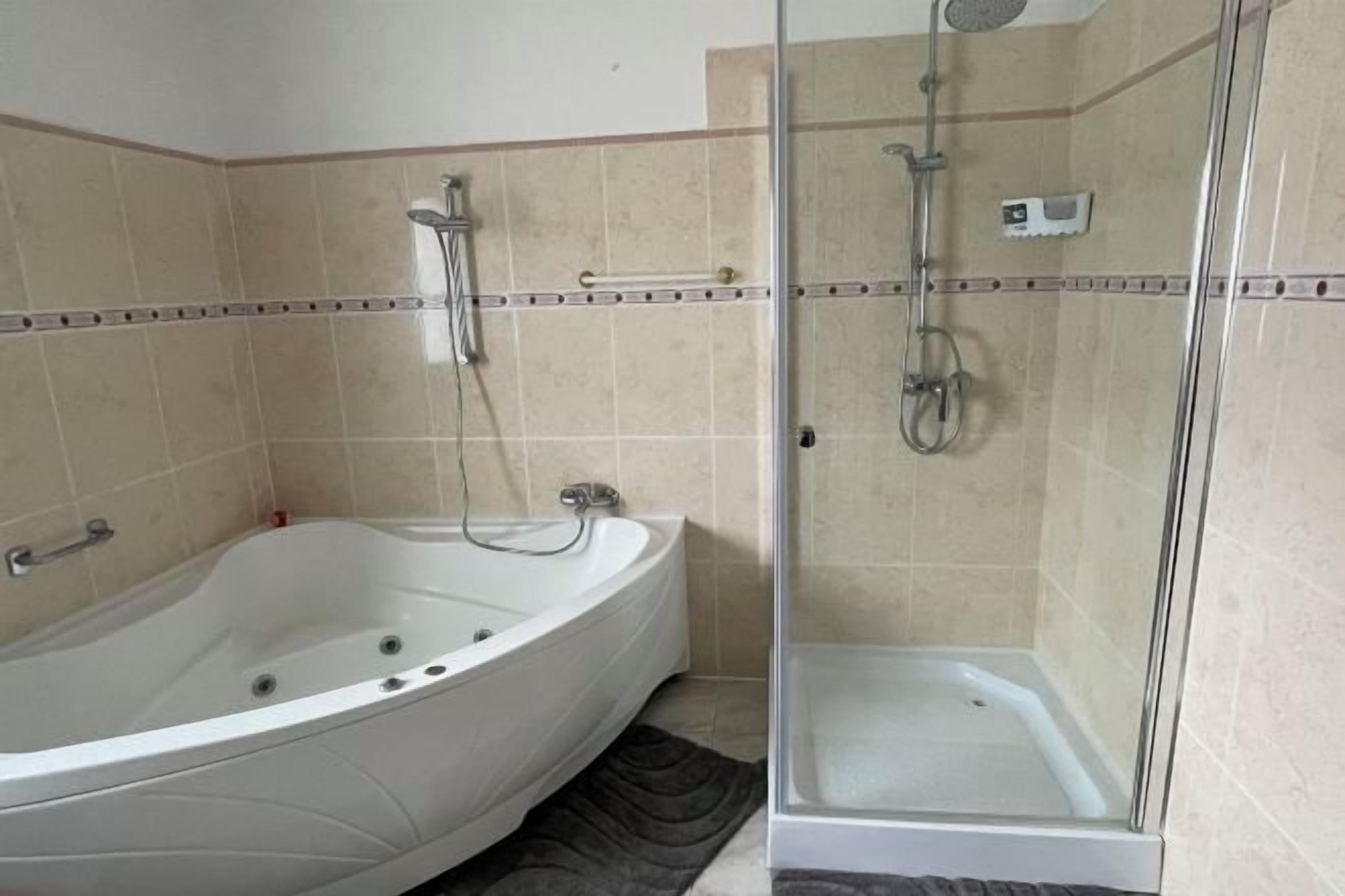 Soap, shampoo