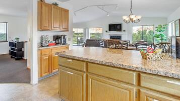 House (3 Bedrooms) | Bahagian dalam