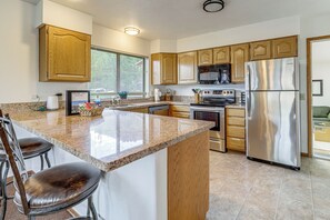 المنشأة من الداخل