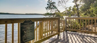 4,200 Sq Ft Mid-cape Cottage w/ Furnished Deck!