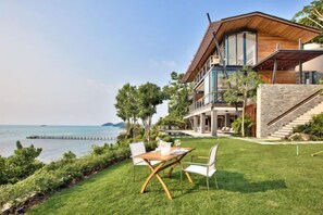 Garden - The View (Koh Samui)