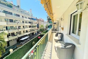Room - Viva Riviera Large 3 Bedrooms with balcony (Cannes)