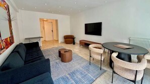 Room - Viva Riviera Large 3 Bedrooms with balcony (Cannes)