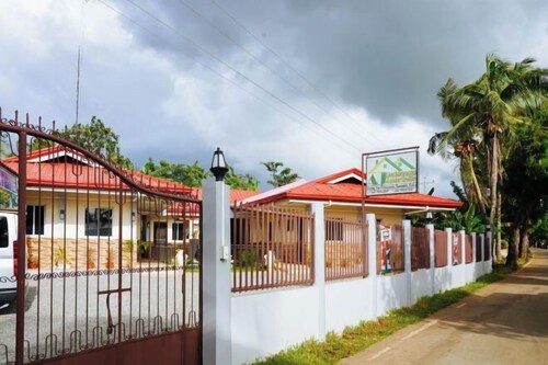 Aj Residences Apartelle Camotes