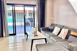 Room - Park Luxury Resort Villa (Venice townhouse) Tourist Resort (Pattaya)