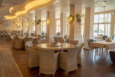 Restaurante. Forum Sport Palace