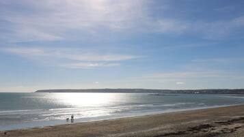 ๊ทผ์ฒ ํด๋ณ