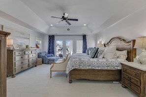 4 bedrooms, WiFi, bed sheets, wheelchair access