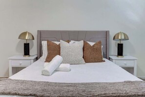 5 bedrooms, iron/ironing board, travel cot, WiFi