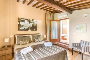 Unclassified image, 5 of 55, button - Private Country House with swimming pool -Chianti (Cavriglia)