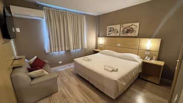 2 quartos, ferros/tábuas de passar roupa, Wi-Fi de cortesia