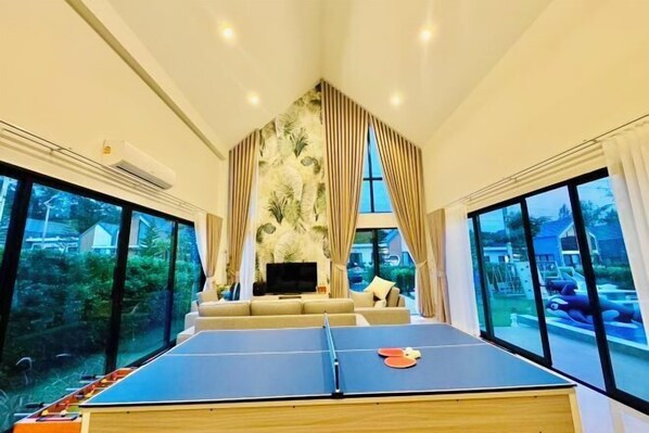 غرفة الألعاب