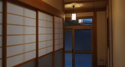 Private Japanese-style house for families and groups