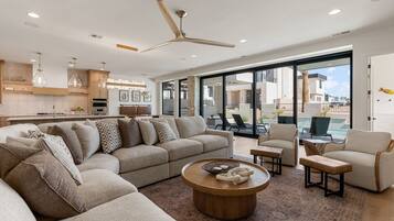 تلفزيون، ألعاب فيديو، تنس طاولة