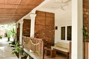 Unclassified image, 5 of 21, button - ANGKOR DINO HOME (Siem Reap)