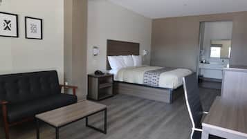 Standard Single Room | Desk, laptop workspace, blackout drapes, iron/ironing board