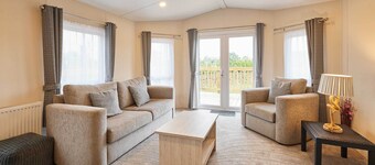 Host & Stay | Deer View Lodge