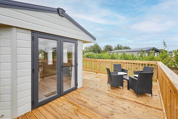 Deer View Lodge, Pickering - Host & Stay