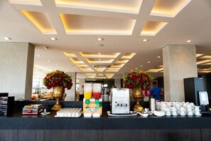 تناول الطعام