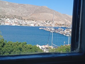 Classic Room, 2 Twin Beds, Sea View | Beach/ocean view