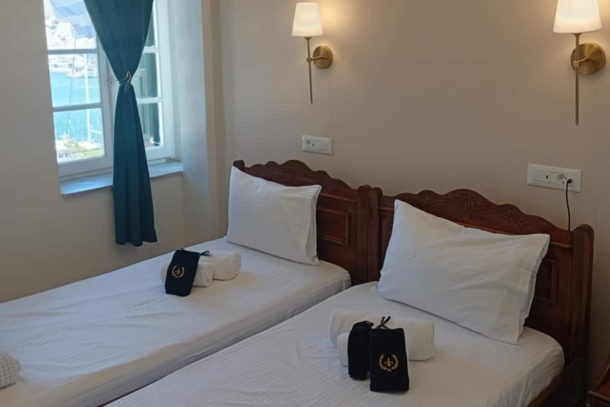 Classic Room, 2 Twin Beds, Sea View | Egyptian cotton sheets, premium bedding, minibar, in-room safe