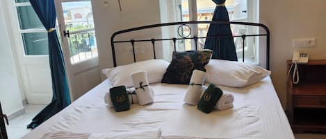 Sábanas de algodón egipcio, ropa de cama de alta calidad y minibar