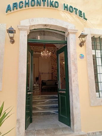 住宿正面. 阿尔孔蒂科酒店