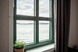 Interior - 207SB10 - Small 3BR Apartment (Bergen)