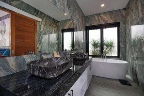 Bathroom - Pattana Moon (Phuket)