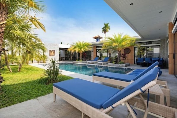 Pool - Pattana Moon (Phuket)