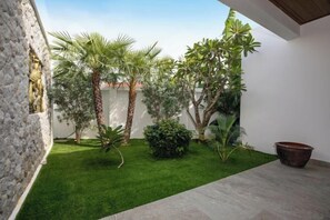 Property grounds - Pattana Moon (Phuket)