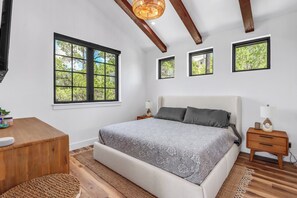 2 chambres, fer et planche à repasser, Wi-Fi, literie fournie