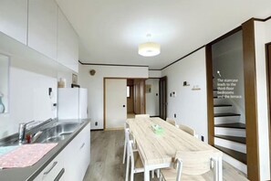 Unclassified image, 5 of 28, button - Casa Alegria (Osaka)