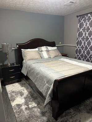 1 bedroom, iron/ironing board, WiFi, bed sheets