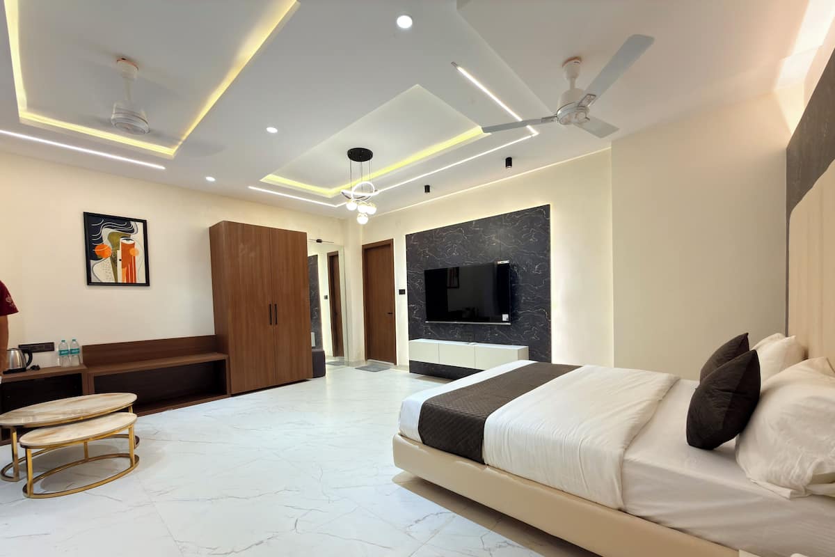 Presidential Suite | Laptop workspace, free WiFi, bed sheets