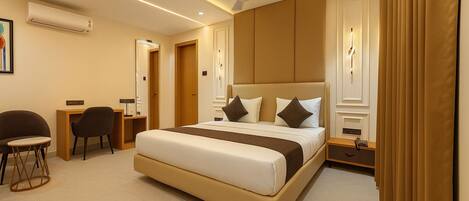 Habitació Premier | Espai de treball apte per a portàtils, wifi gratuïta i roba de llit