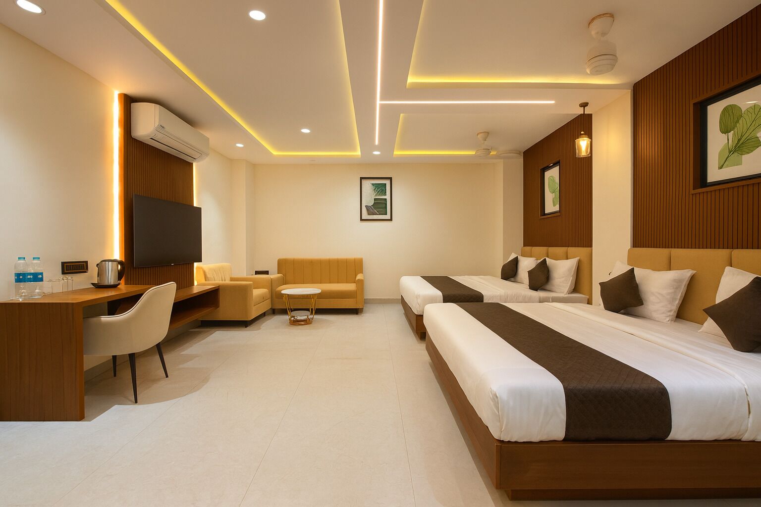 Family Suite | Laptop workspace, free WiFi, bed sheets